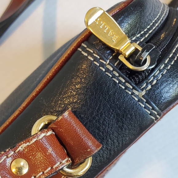 Vtg Bally Leather Camera Bag - Picture 12 of 15